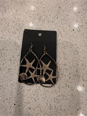 Gold Starfish Teardrop Dangle Earrings